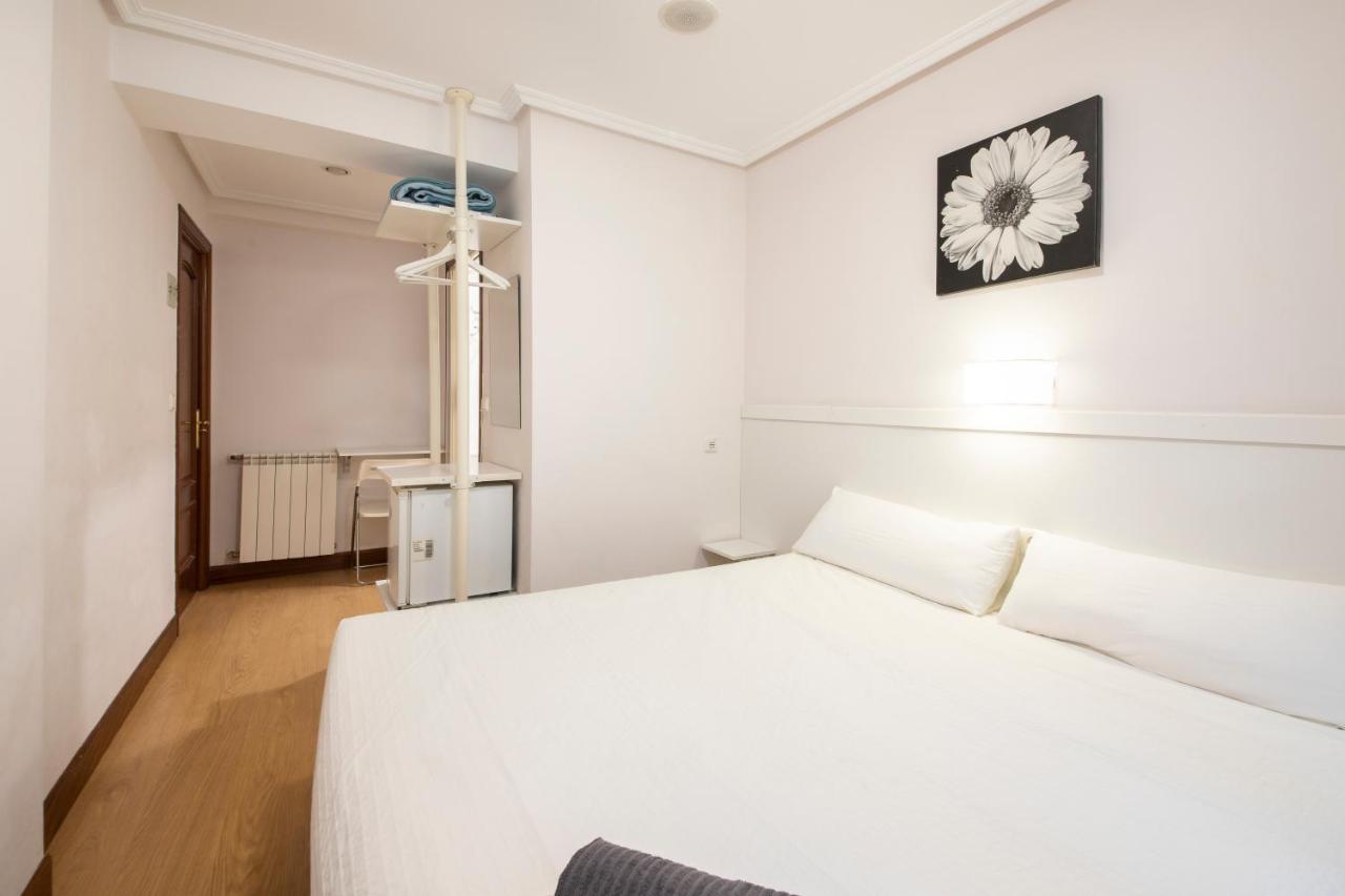 Pension Santa Clara San Sebastian Exterior photo