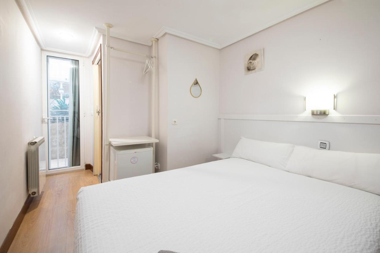 Pension Santa Clara San Sebastian Exterior photo